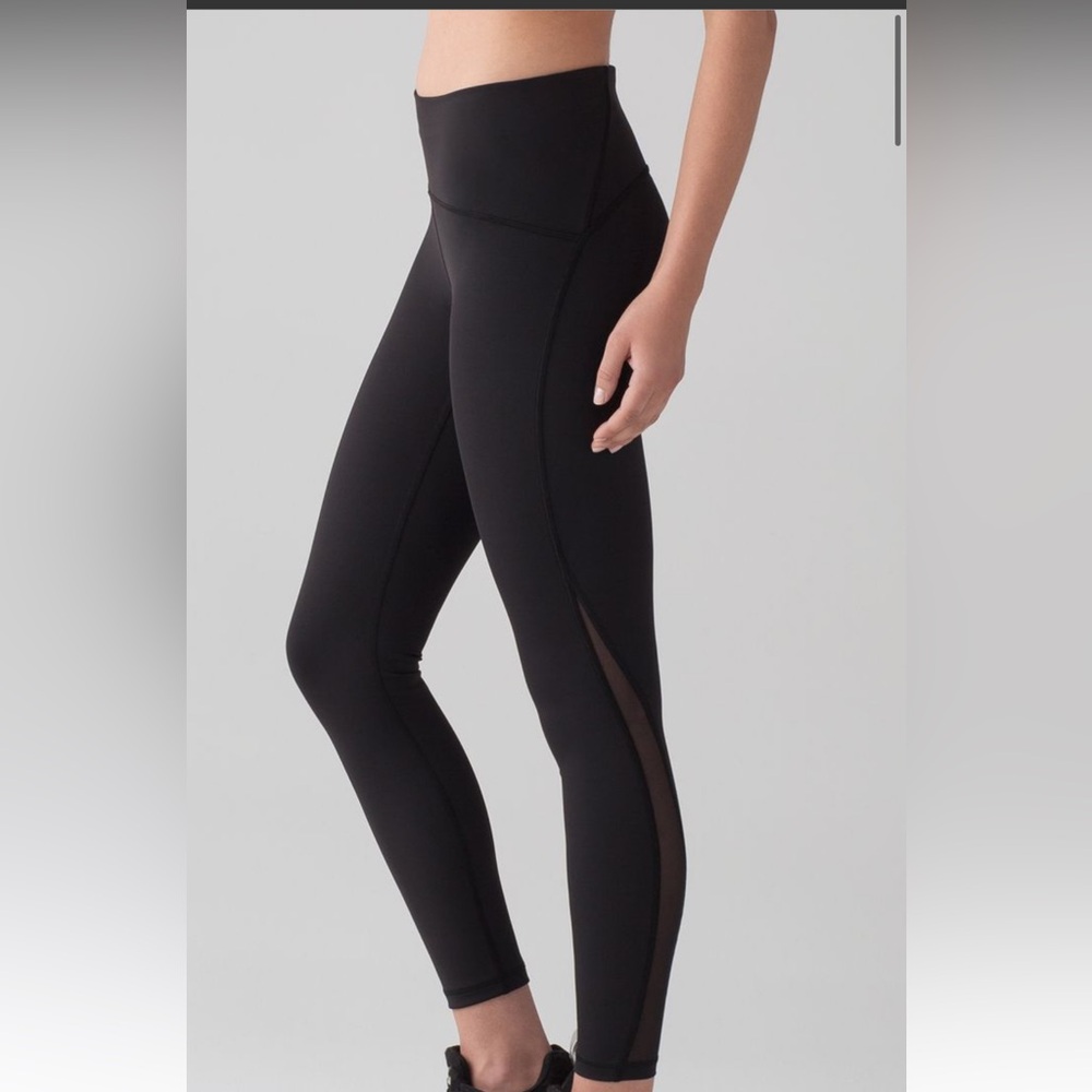 Lululemon black leggings / train times pants